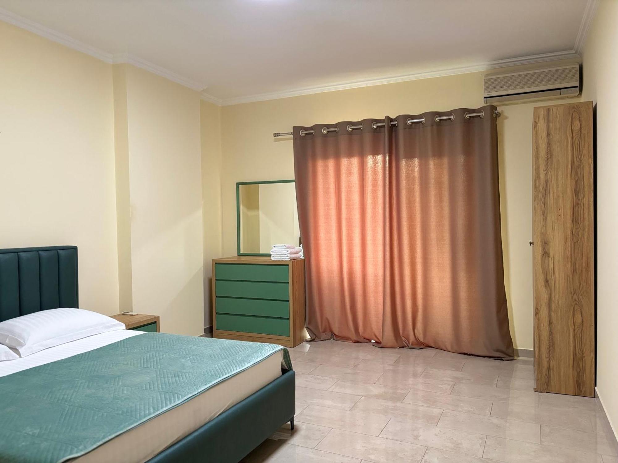 Tam 2Bdr Center Taiwan Apartment Tirana Kültér fotó