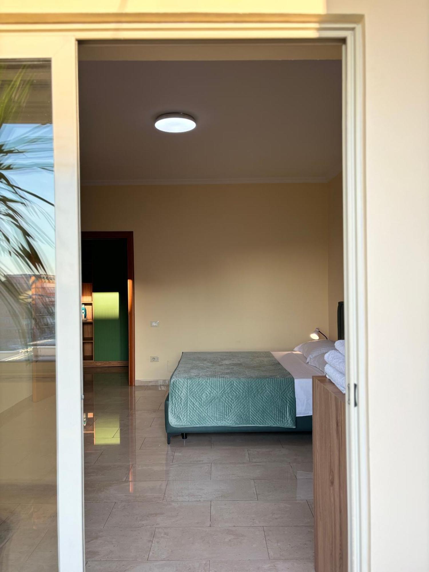 Tam 2Bdr Center Taiwan Apartment Tirana Kültér fotó
