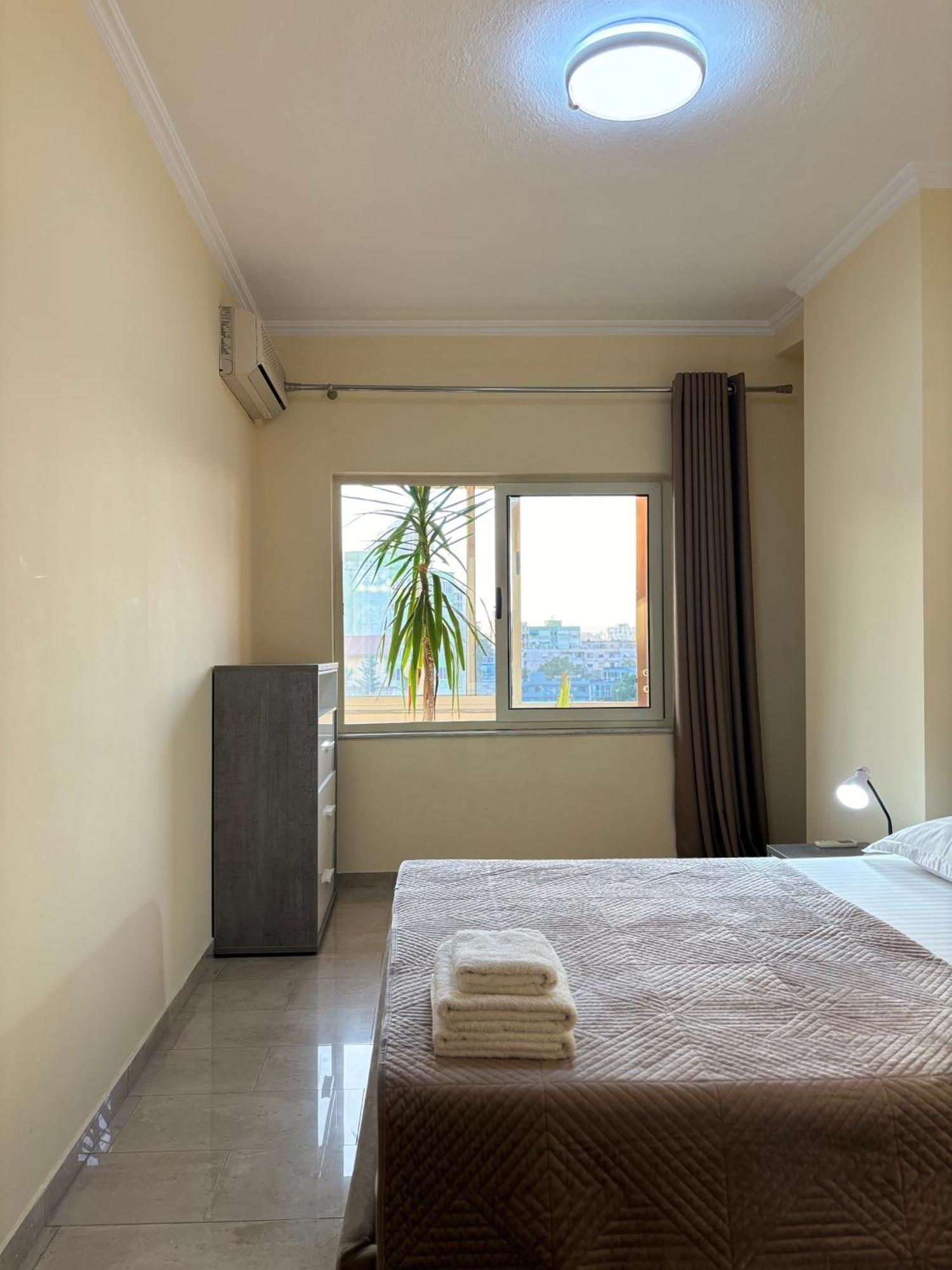Tam 2Bdr Center Taiwan Apartment Tirana Kültér fotó